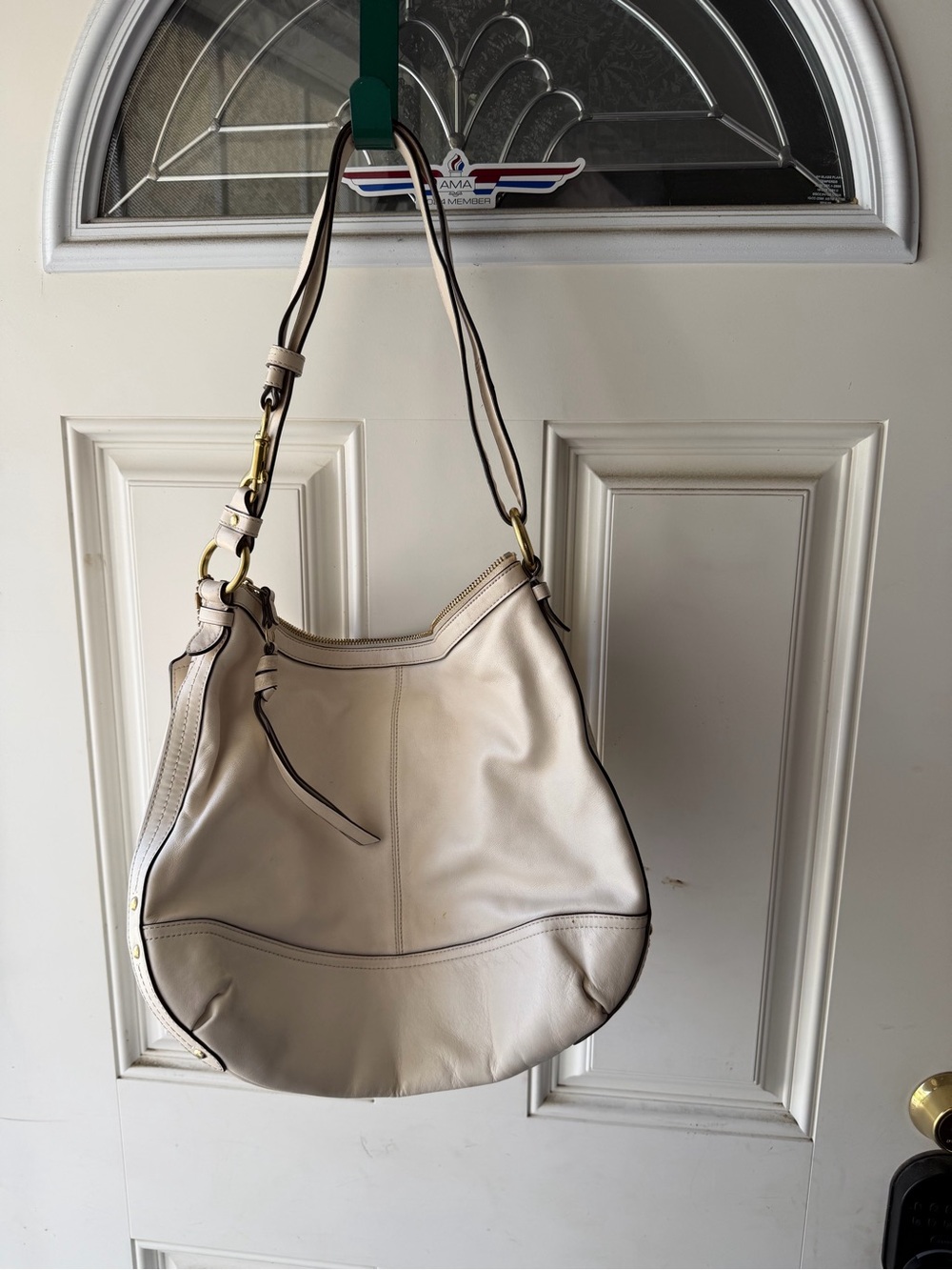 Soft White Leather Shoulder Hobo Bag - Classic Everyday Carry